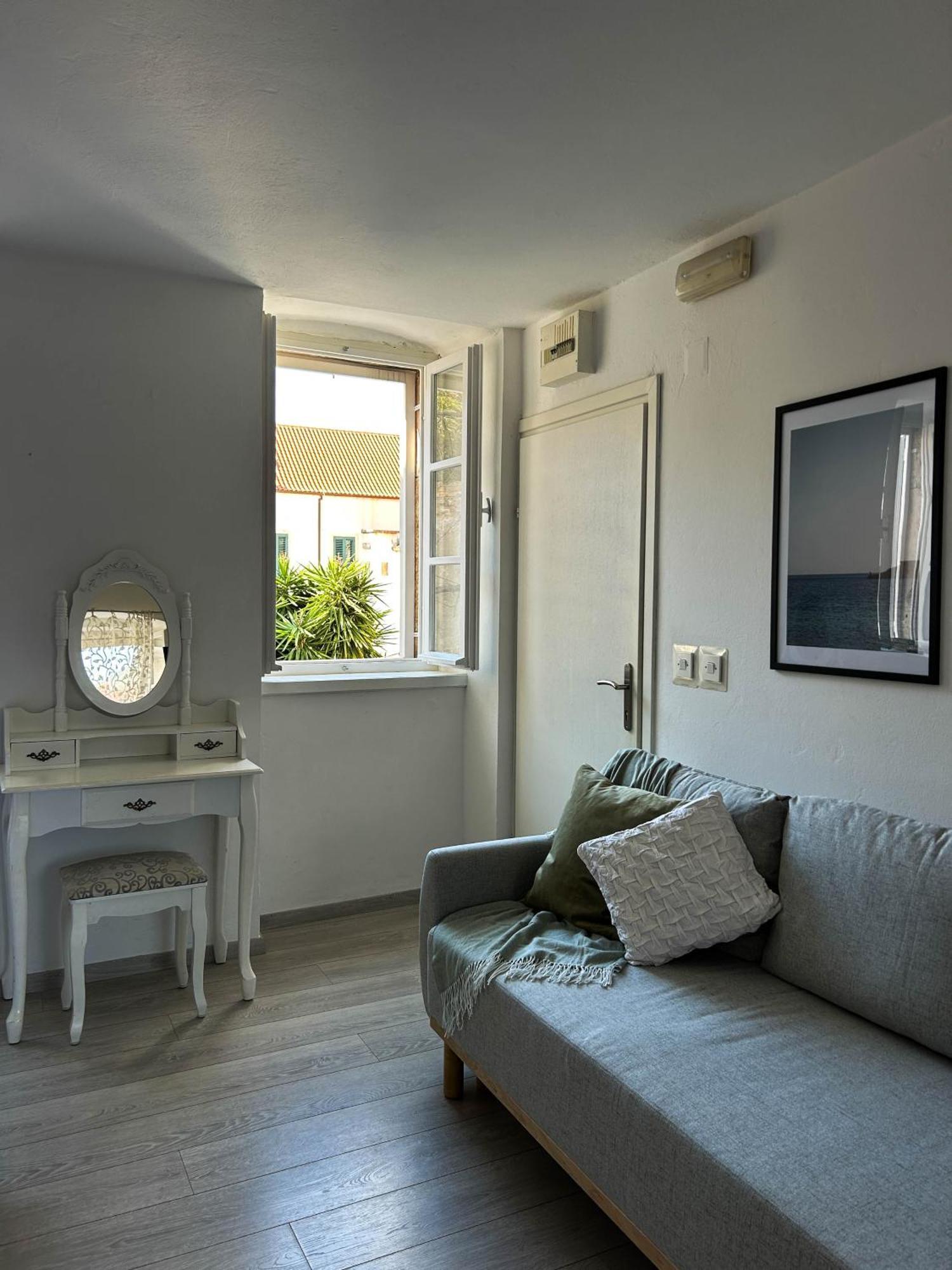Iza Roka Apartments Dubrovnik Exterior photo
